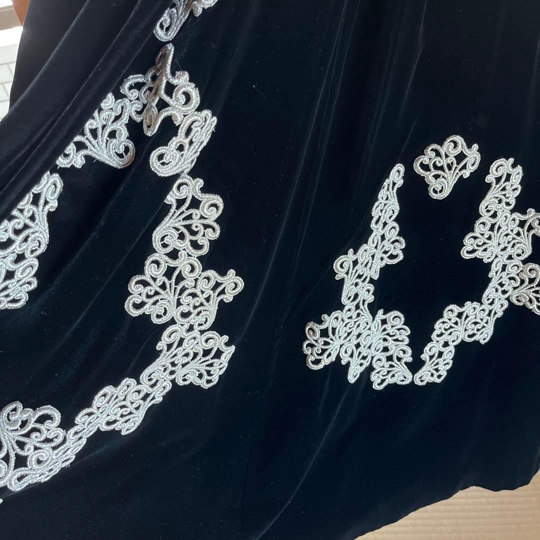 ウエディング カラ－ドレス　ベルベット黒