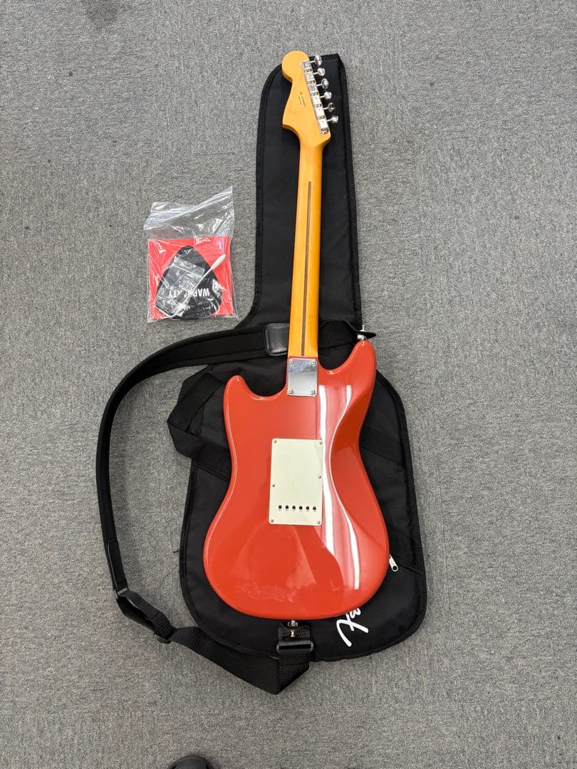 ギター Fender Japan Limited Cyclone RW Red