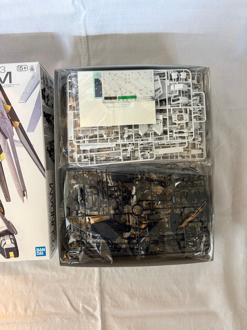 MG 1/100 νガンダム Ver.ka