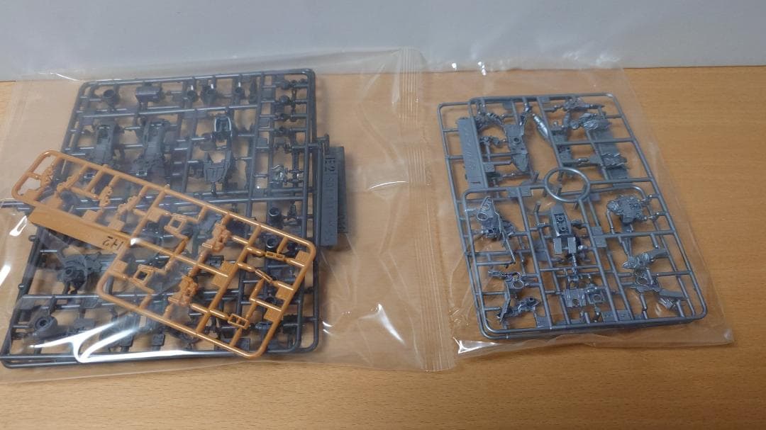 【新品】 ガンダムベース限定 RG シナンジュ メタリックグロスインジェクション