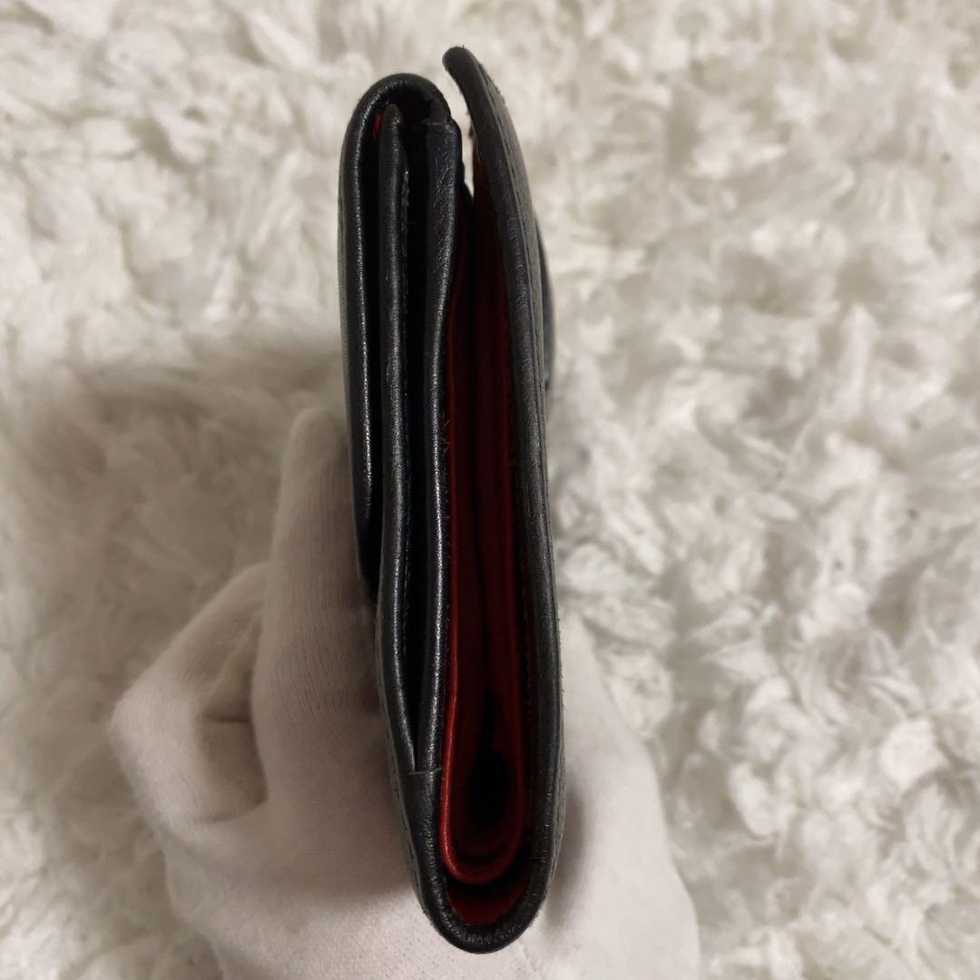 サルヴァトーレフェラガモ 2つ折り財布 ガンチーニ 金具 レザー ブラック