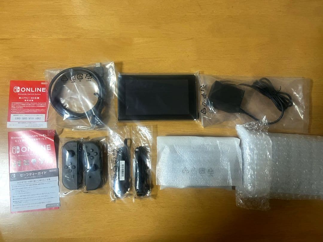 Nintendo Switch 本体とワイヤレスコントローラーセット