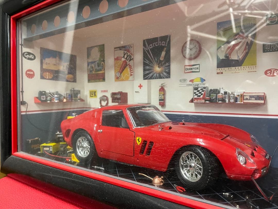 フェラーリ　250GTO 1962 ミニガレージセット