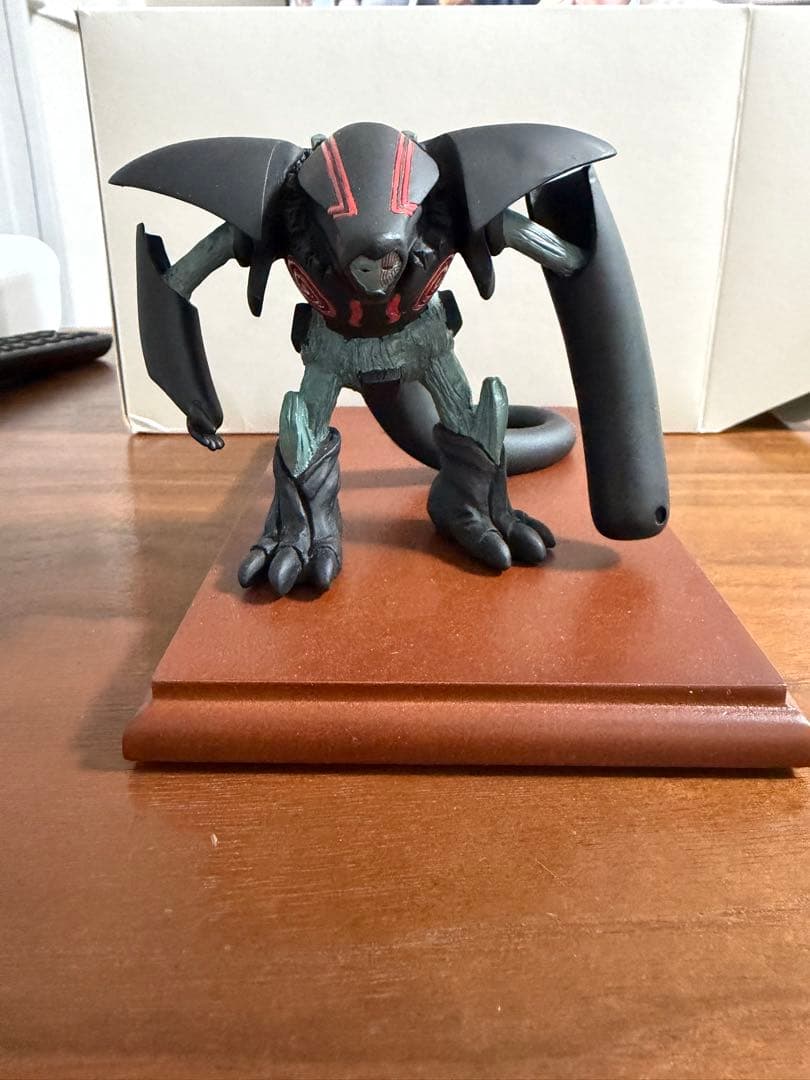 ネオランガ　フィギュア