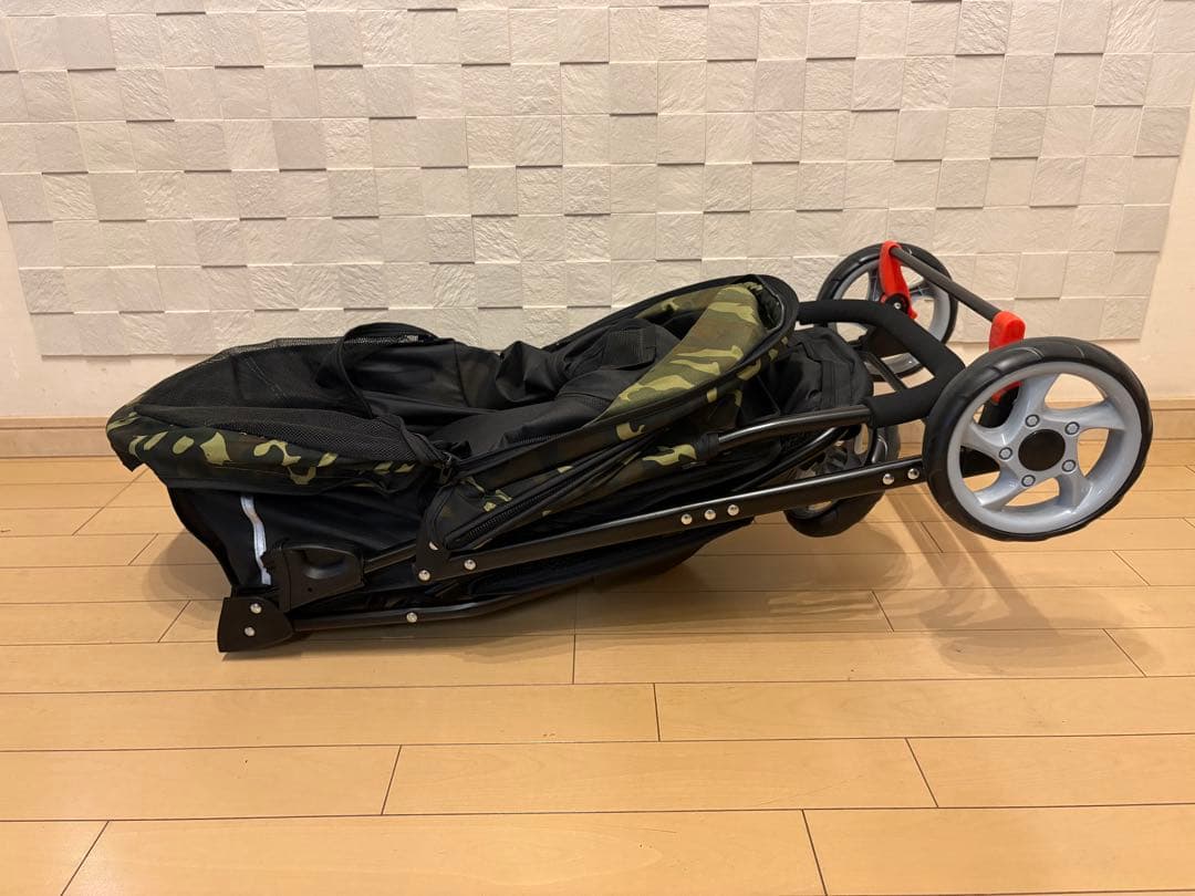 ペットカート メッシュカバー付き　ペットバギー　迷彩柄　犬　三輪バギー