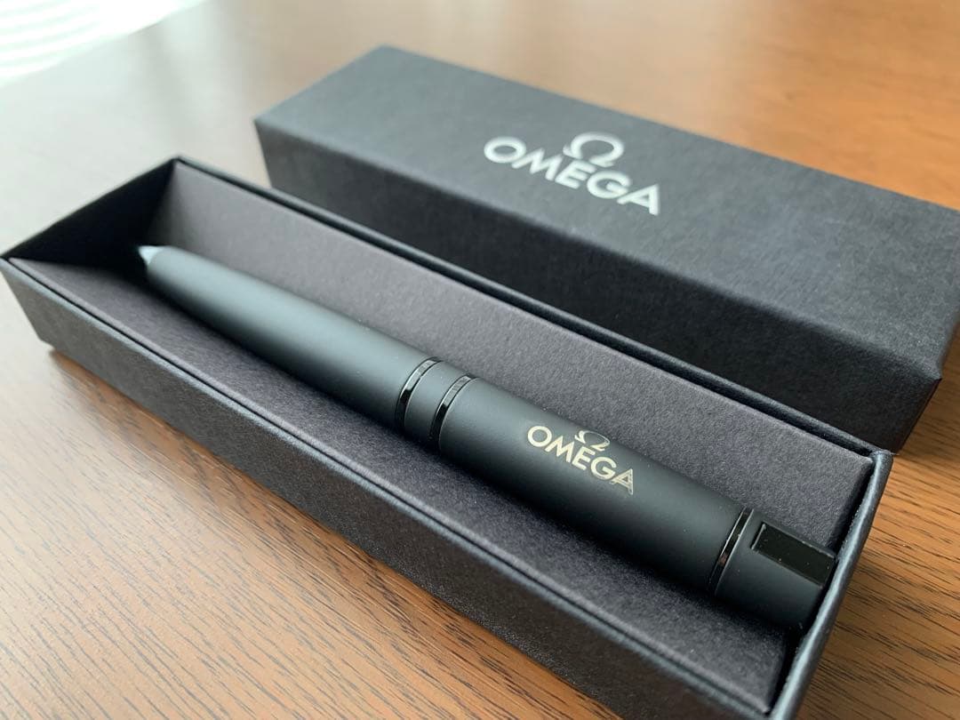 オメガ OMEGA ボールペン ノベルティ 非売品 ブラック 黒 マット調 箱入