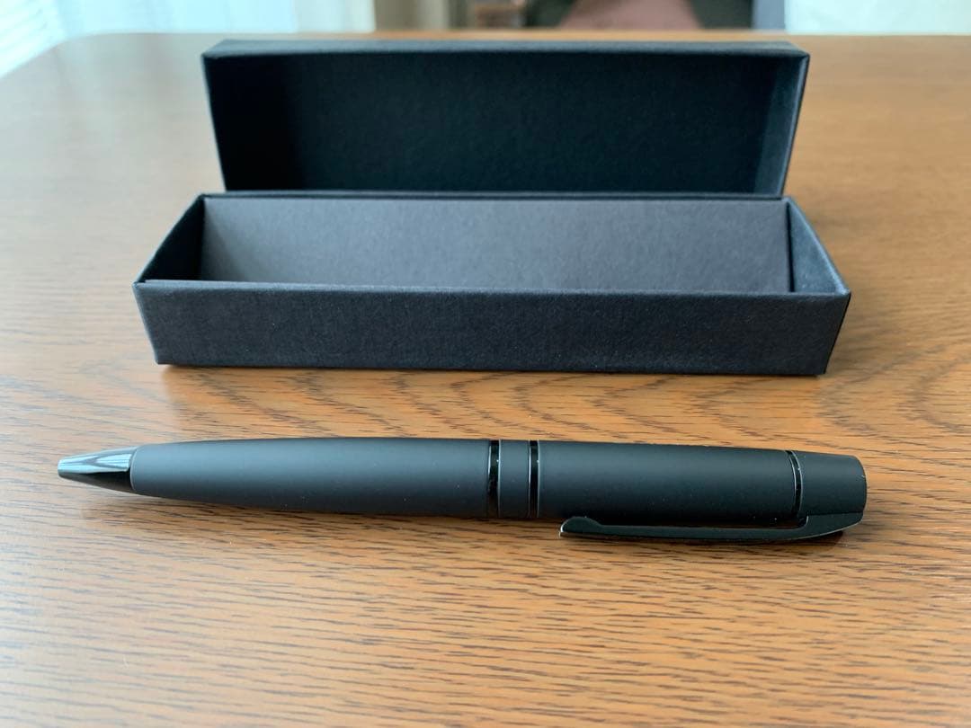 オメガ OMEGA ボールペン ノベルティ 非売品 ブラック 黒 マット調 箱入