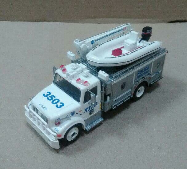 CODE3　NYPD ESU 1/64 絶版品　その2　　激レア