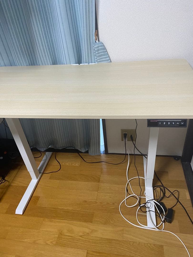 昇降式スタンディングデスク