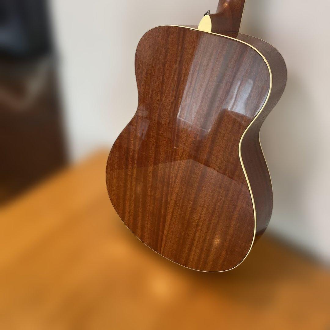 Yamaha FS820アコースティックギター　　 付属品　入門書などあり