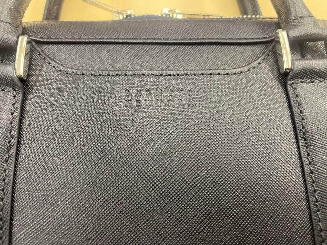 美品バーニーズニューヨーク　ネイビー ビジネスバッグ