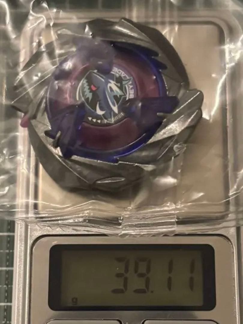 ベイブレードx 高重量 シャークスケイル 新品未使用品