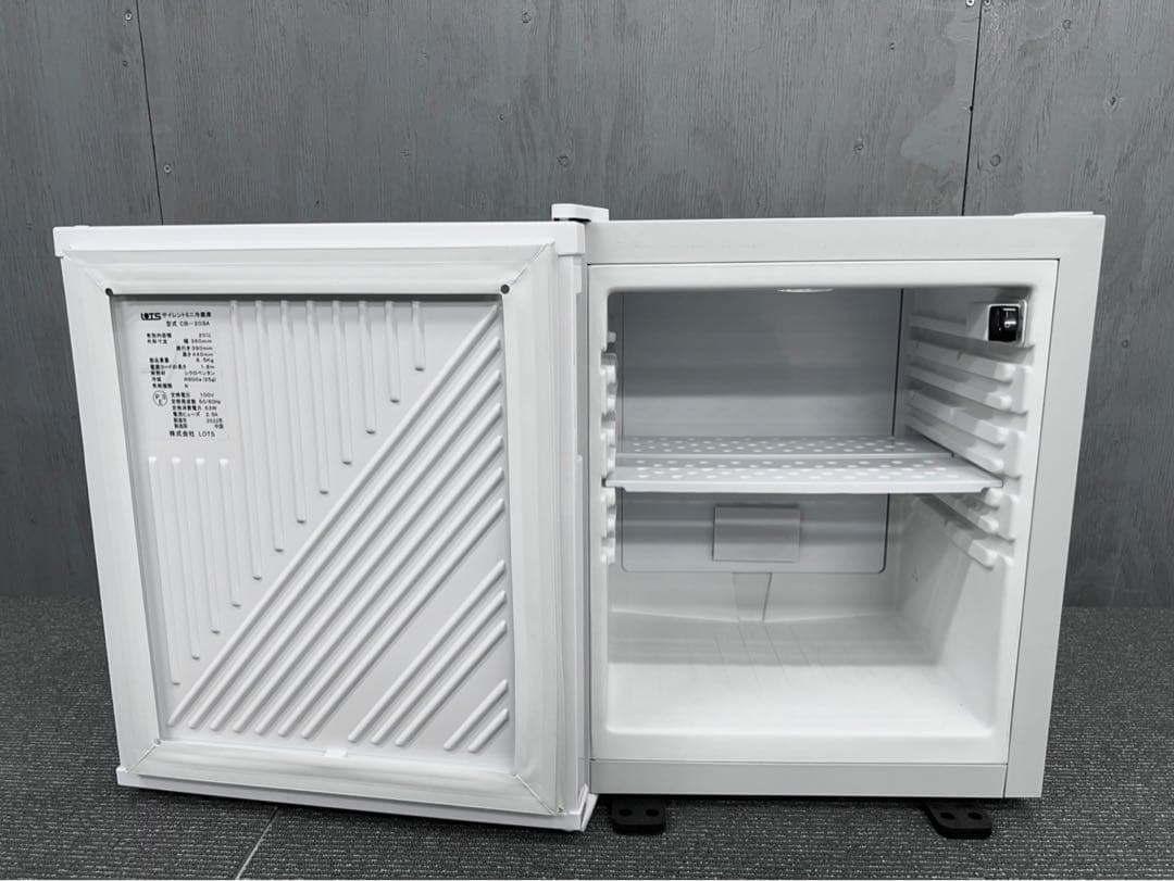 A2◆送料無料◆LOTS サイレントミニ電子冷蔵庫　無音無振動　寝室　コンパクト