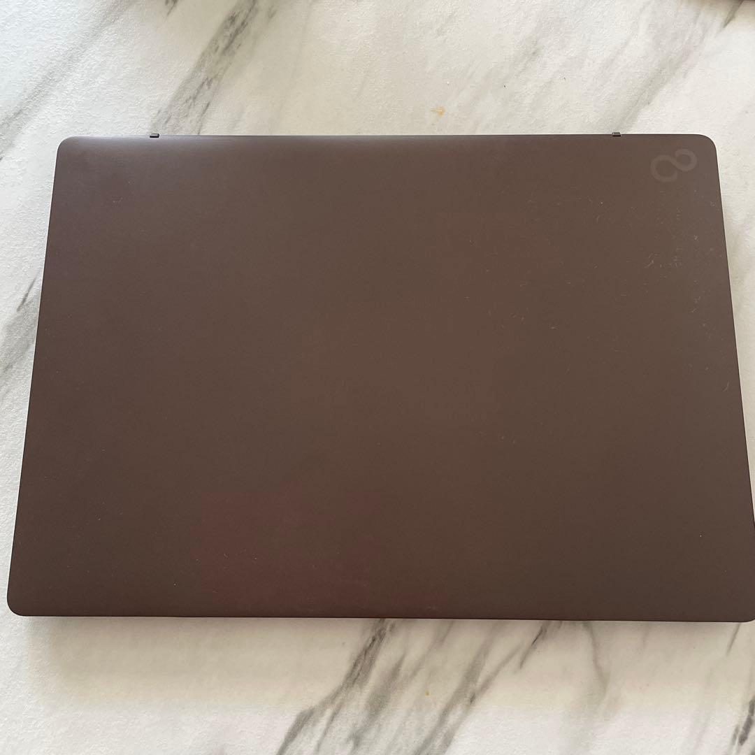 富士通 LIFEBOOK CH78/H3 モカブラウン