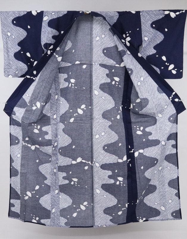 【浴衣】長尺 鹿の子に花びら模様 紺 普段着 木綿 カジュアル 夏着物7UA18