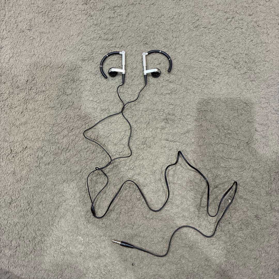 Bang & Olufsen Beoplay H3 有線イヤホン