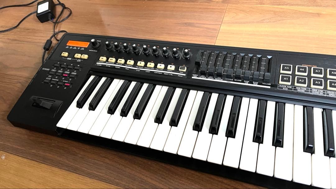 Roland A-800PRO MIDIキーボード