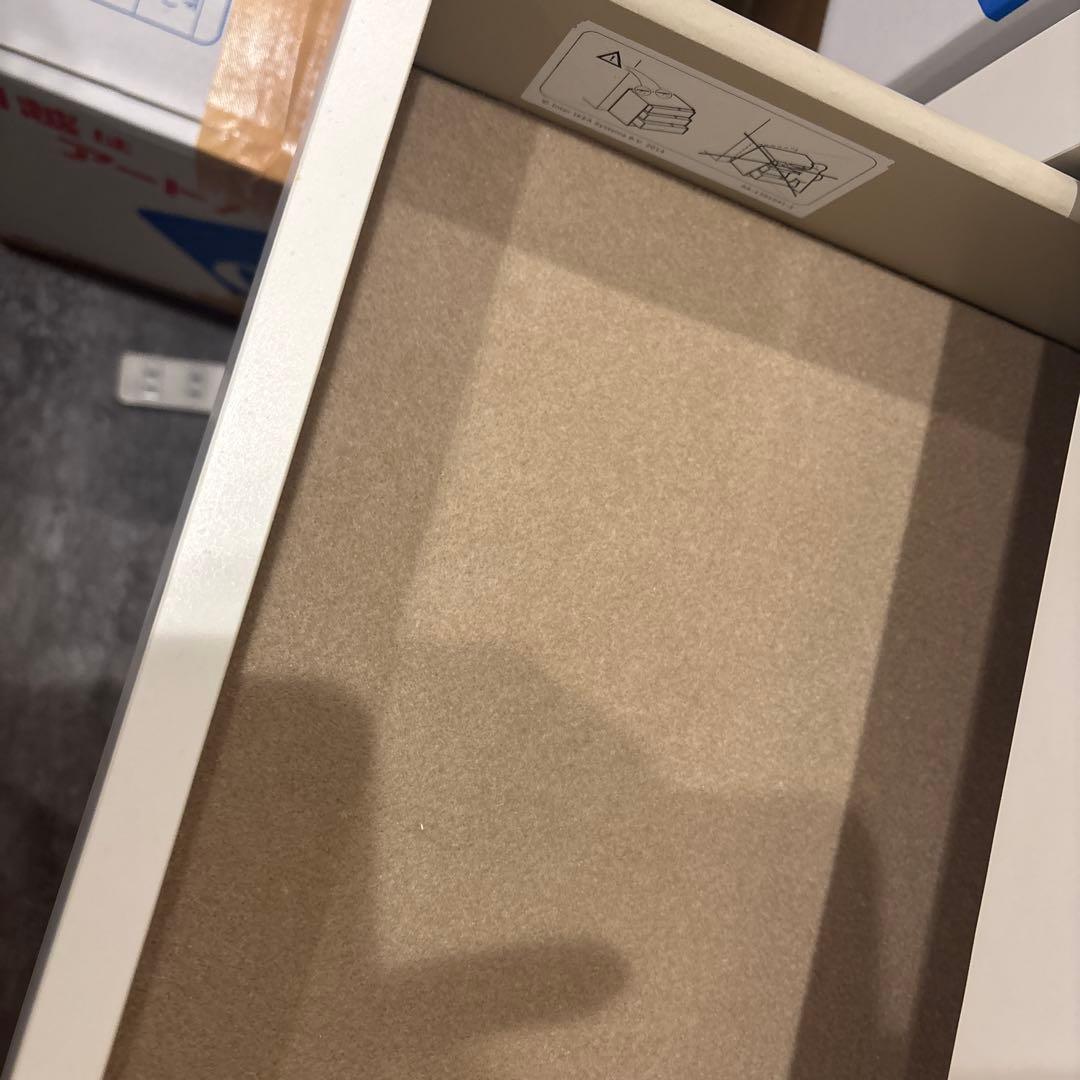 r*m様 IKEAホワイトドレッサー　LED照明付き