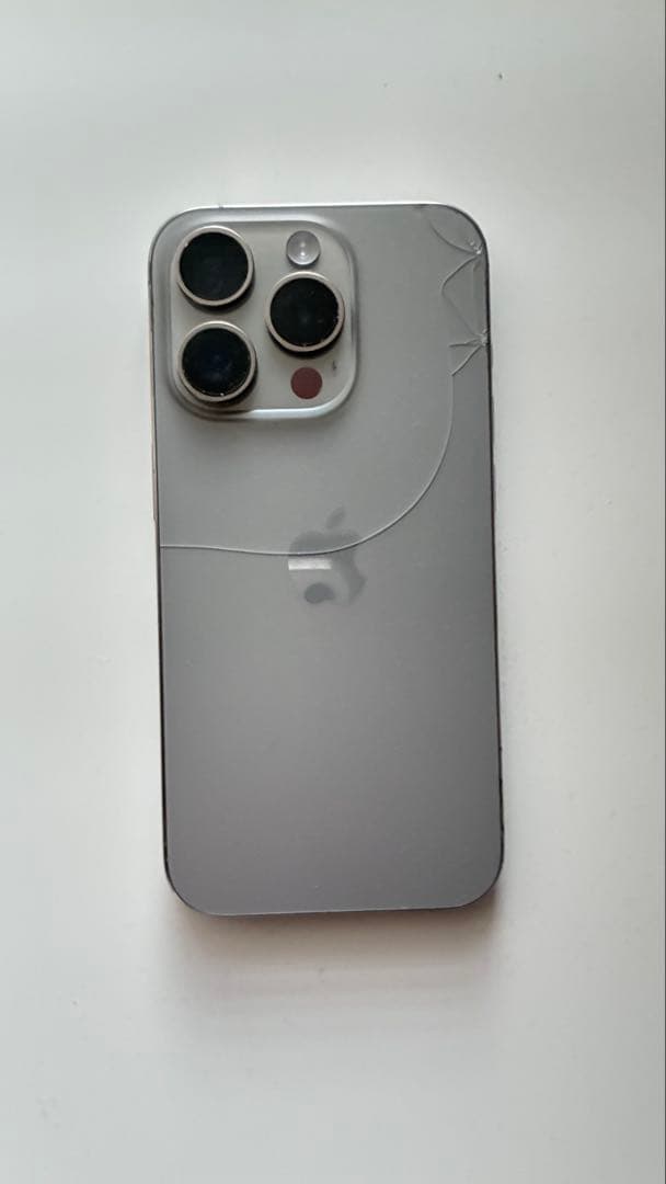 iPhone15Pro SIMフリー　※要確認事項あり