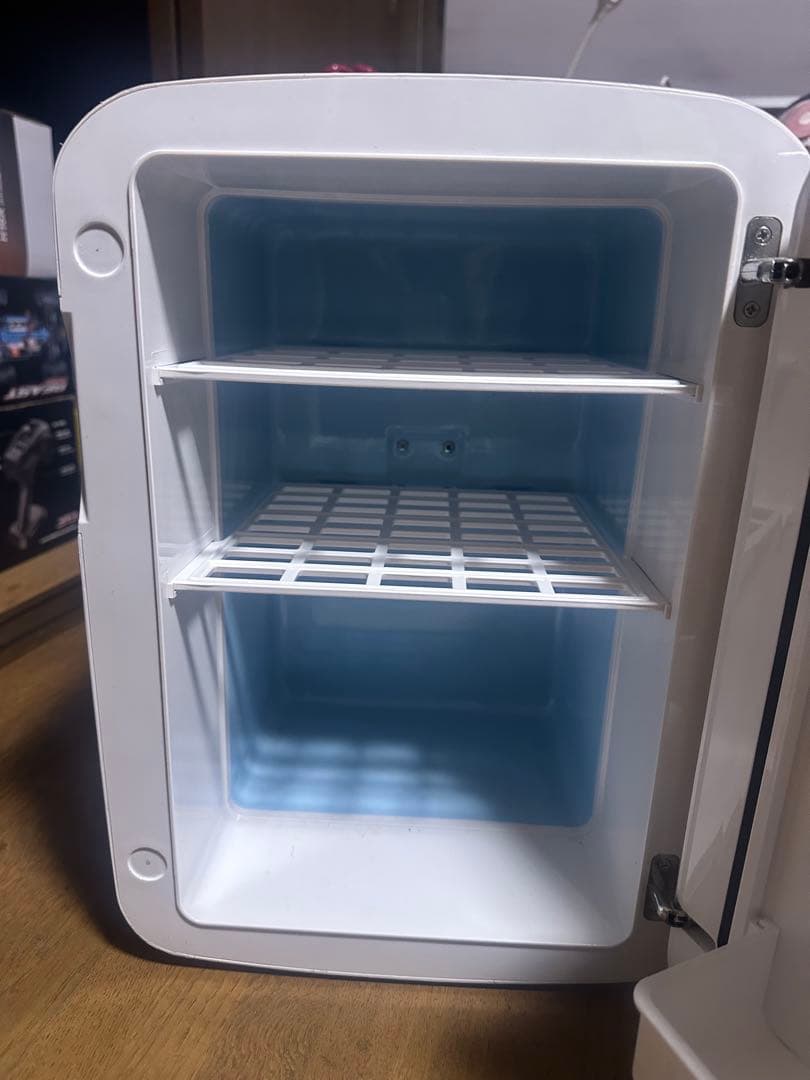 株式会社オーム電機製、温&冷庫13リットル^_−☆