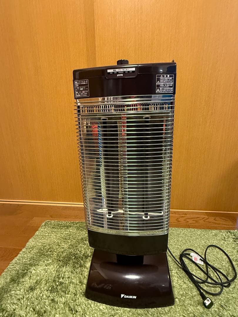 ダイキン CERAMIC HEATER タワーストーブ