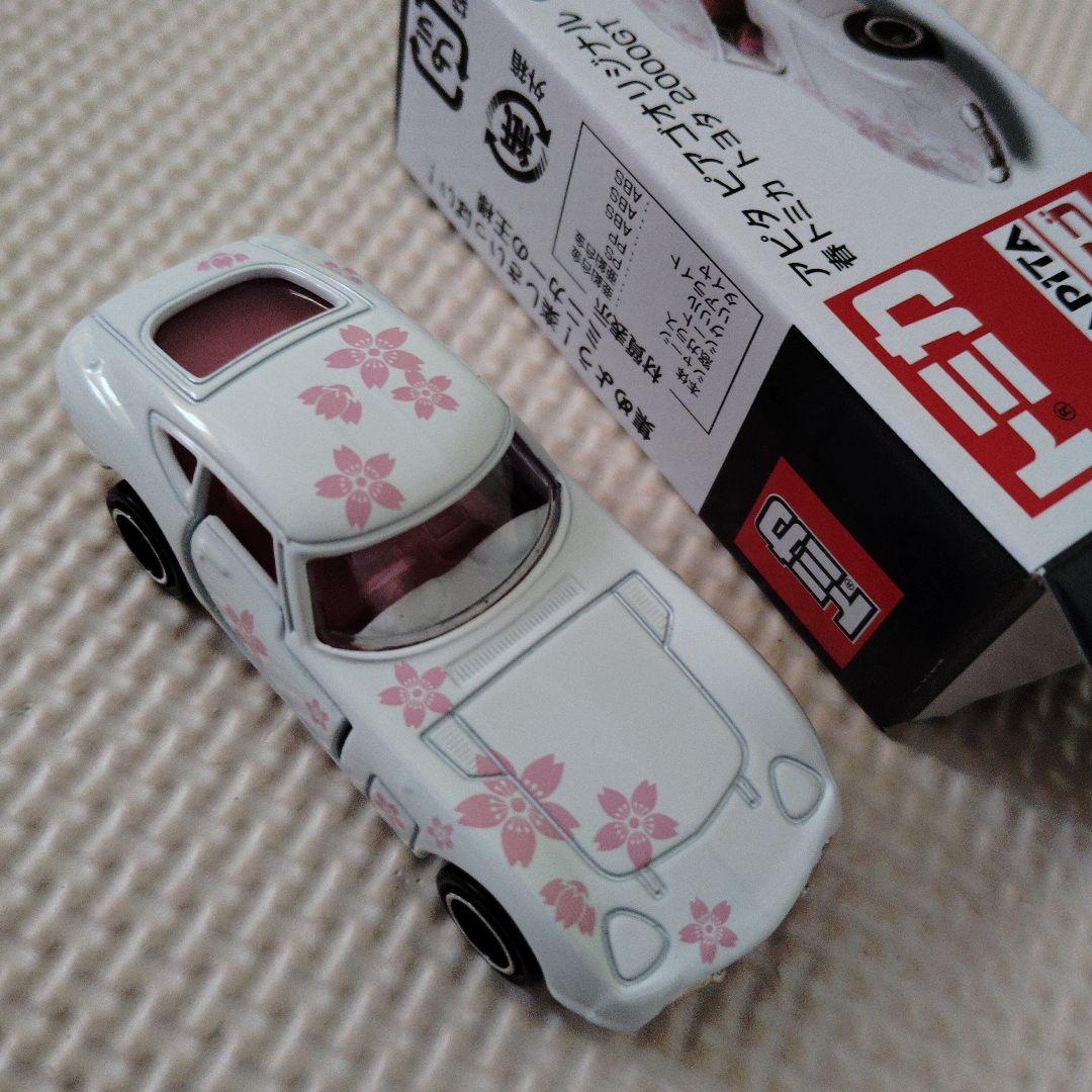 トミカ トヨタ2000GT 桜花柄