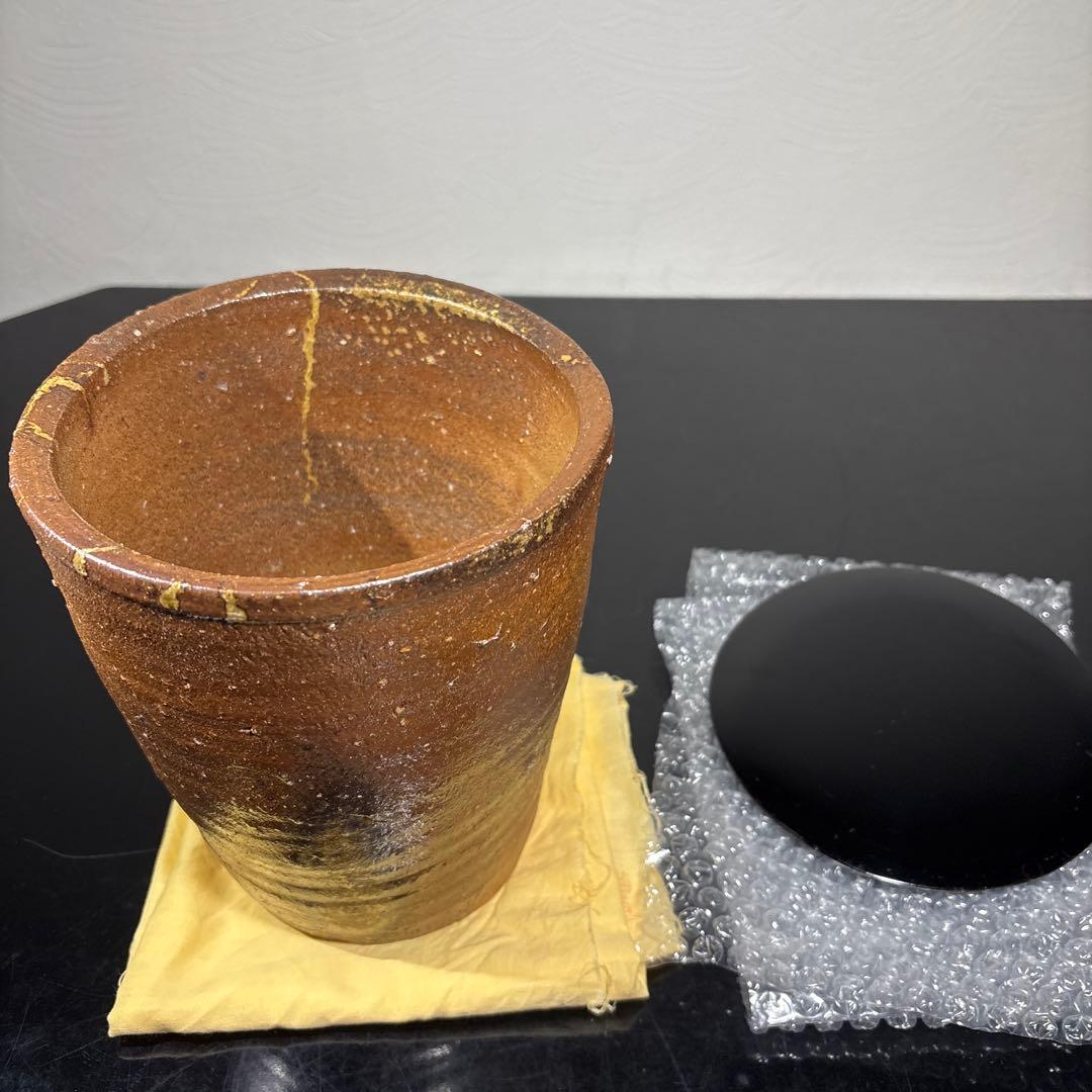 真作　森陶岳　備前水指　高さ約18センチ