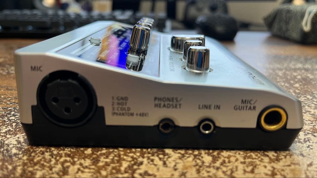 [美品] Roland UA-4FX2 [接続ケーブル付]