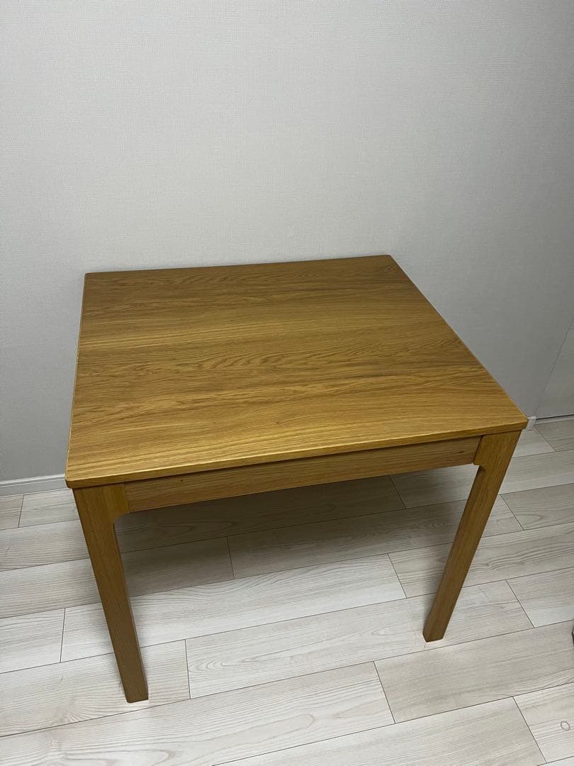 IKEA EKEDALEN 伸縮ダイニングテーブル（脚外して）シュウ
