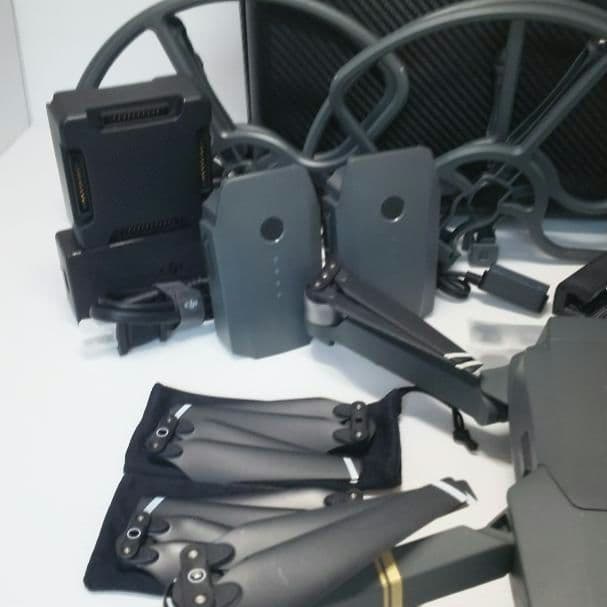 ドローン DJI Mavic Pro ＋付属品・キャリーバッグ