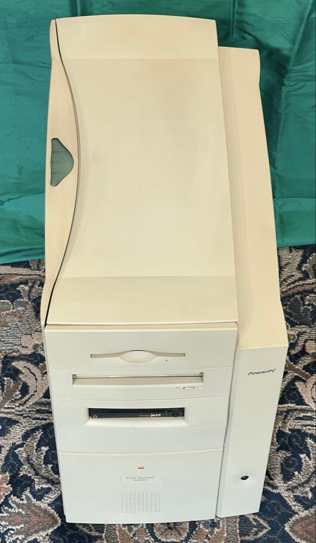 Power Macintosh 9600/233 改造あり Jaz付 ジャンク