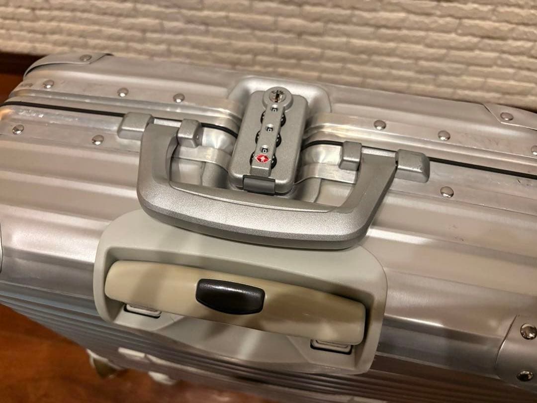 RIMOWA リモワ トパーズ ビジネストロリー ルフトハンザ2輪 機内持込可