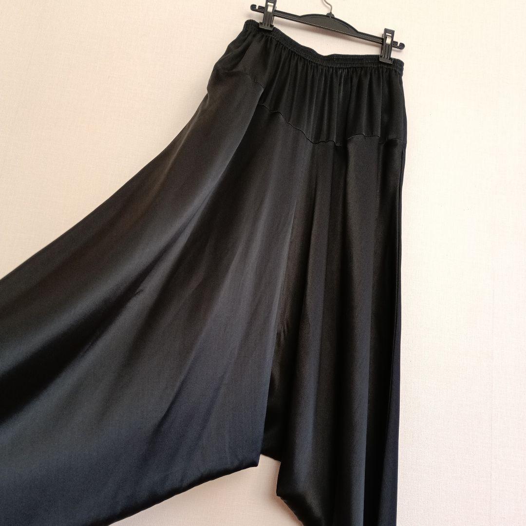 TOKIO KUMAGAI(HOMME DE NUIT)　サテン/サルエルパンツ