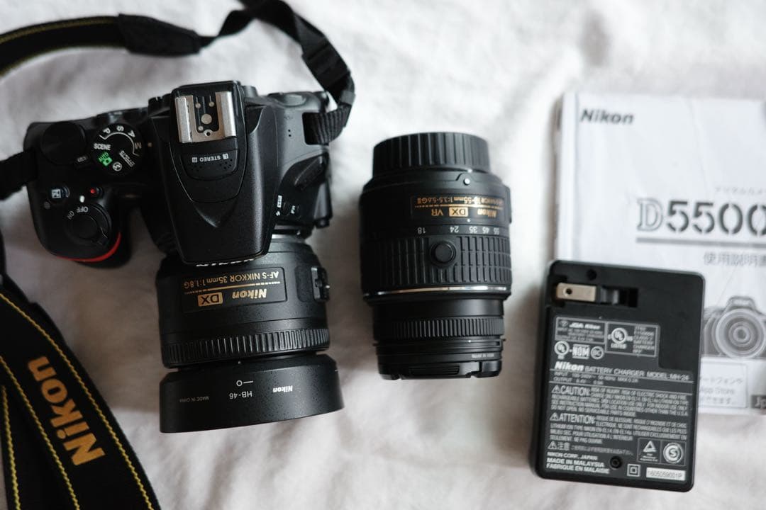 Nikon D5500デジタル一眼レフカメラ 本体とレンズ2本