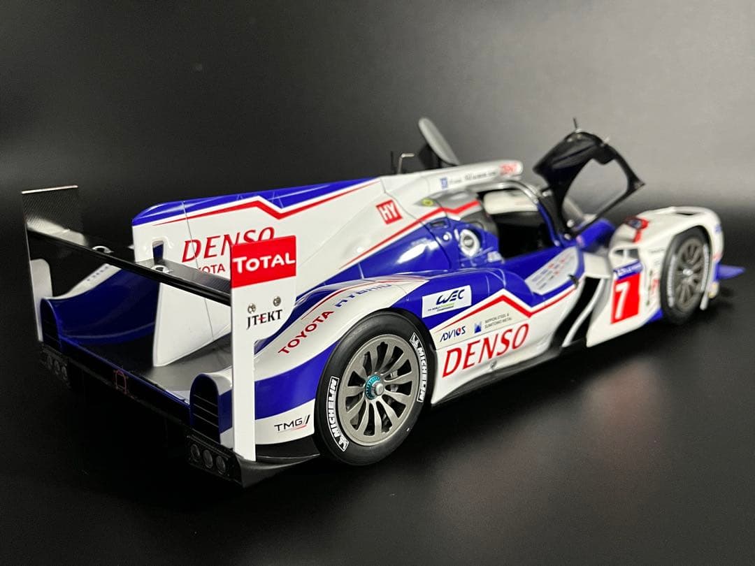 オートアート1/18トヨタTS040 HYBRID ル・マン24時間耐久2014