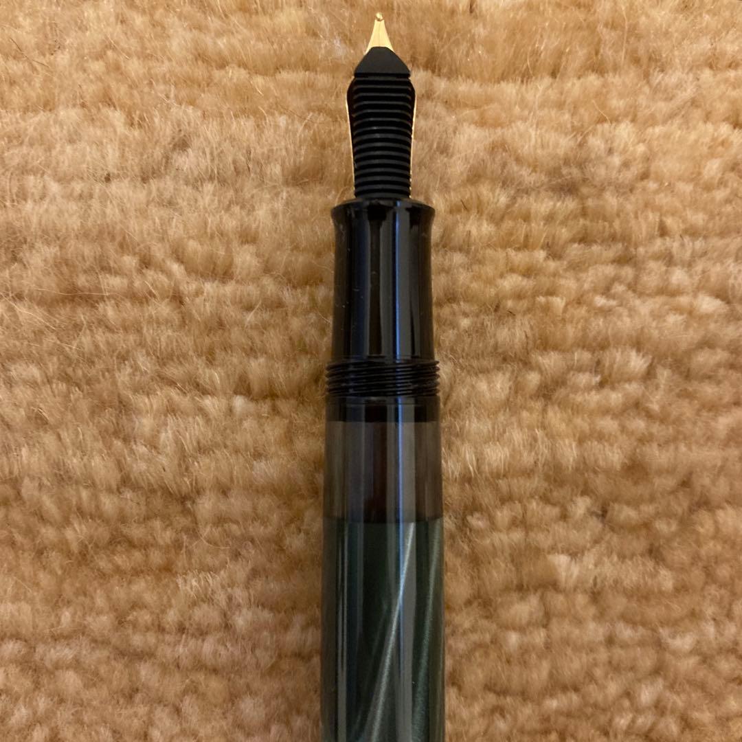 【新品未使用】Pelikan 万年筆　クラシック　グリーンマーブル　ペリカン