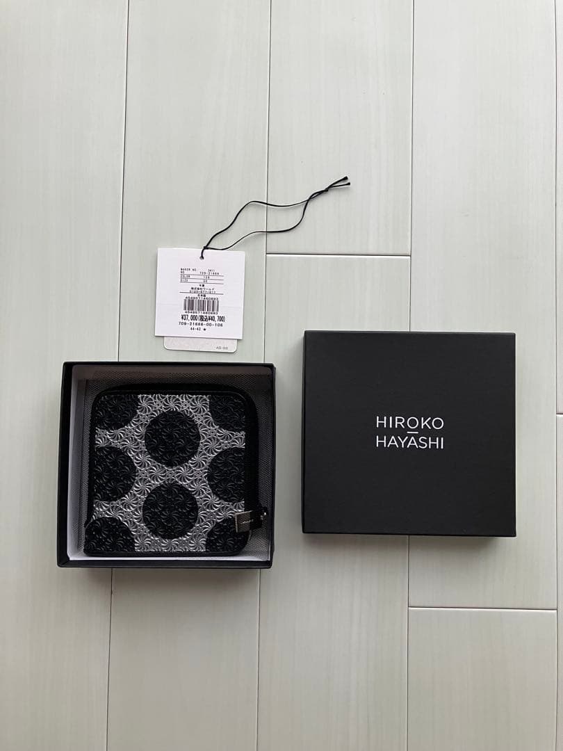 【数量限定】GIRASOLE POINTジラソーレ ポワン　ファスナー式二つ折り