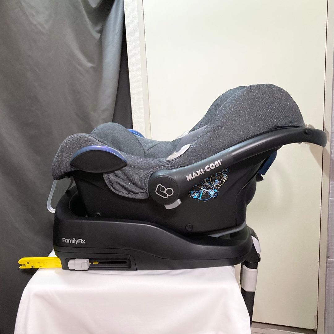 マキシコシ MAXI-COSI チャイルドシート　ベビーシート ISOFIX