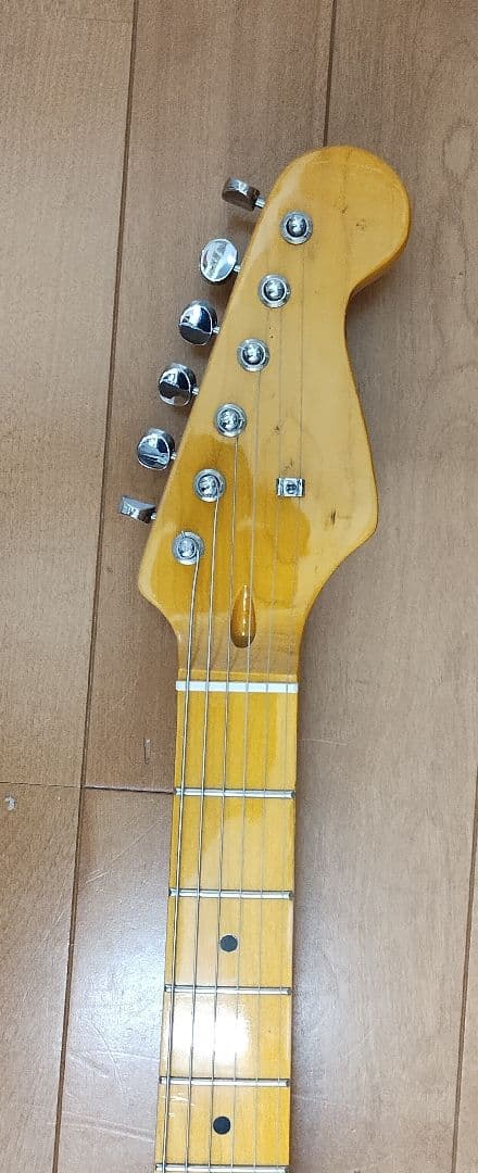 コンポーネントギター(Dimarzio PU、Fenderブリッジ)