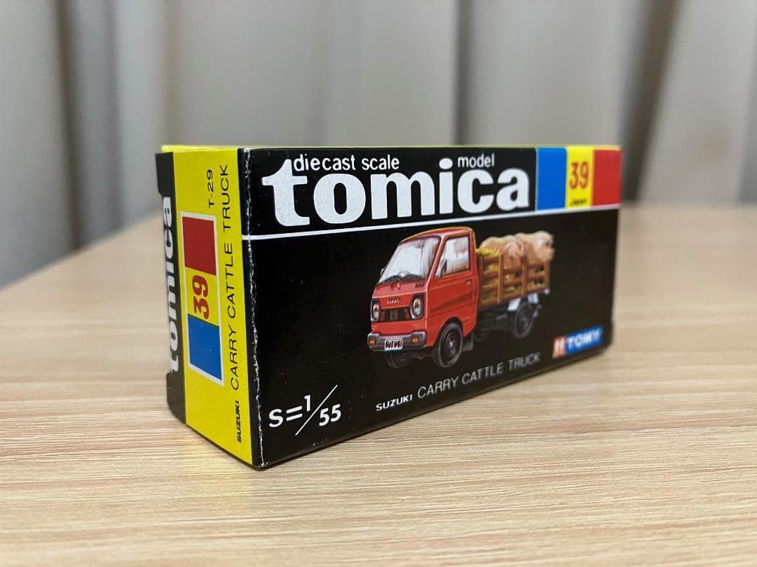 日本製トミカ　黒箱39　スズキ　キャリイ　家畜運搬車　 デットストック