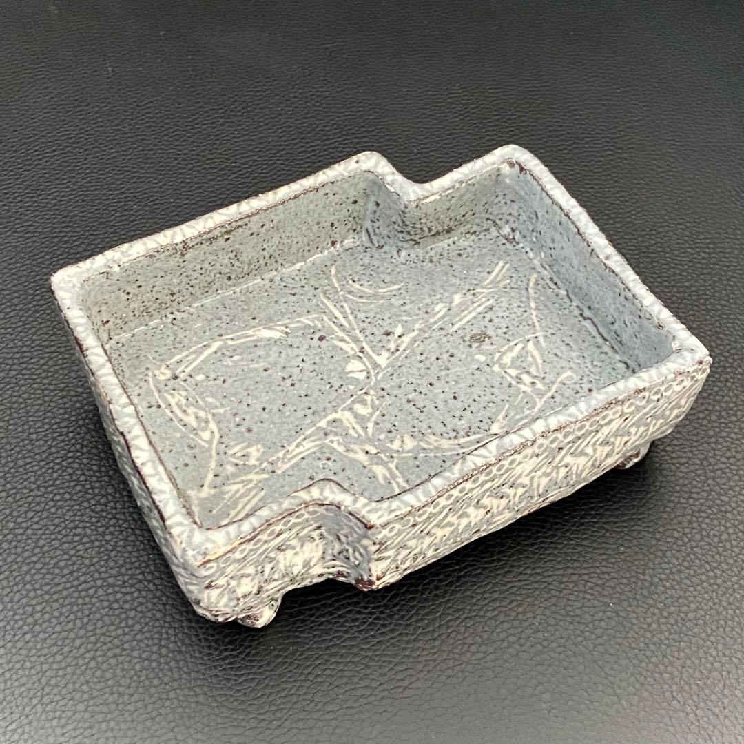 坂口健 東御土風紋三島向付 皿 器 作家もの 作陶展 共箱つき