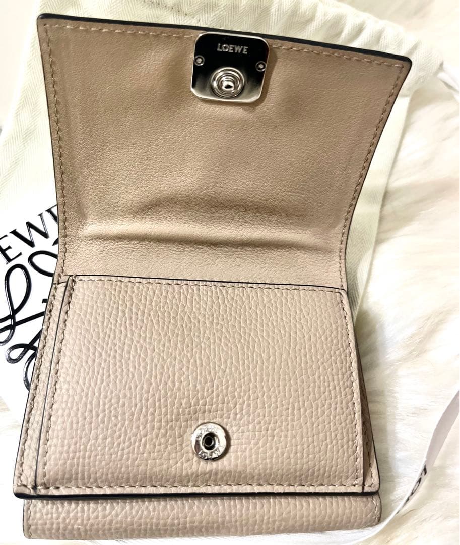 【monpi様】LOEWE トライフォールド 三つ折り財布 グレージュ 箱・巾着
