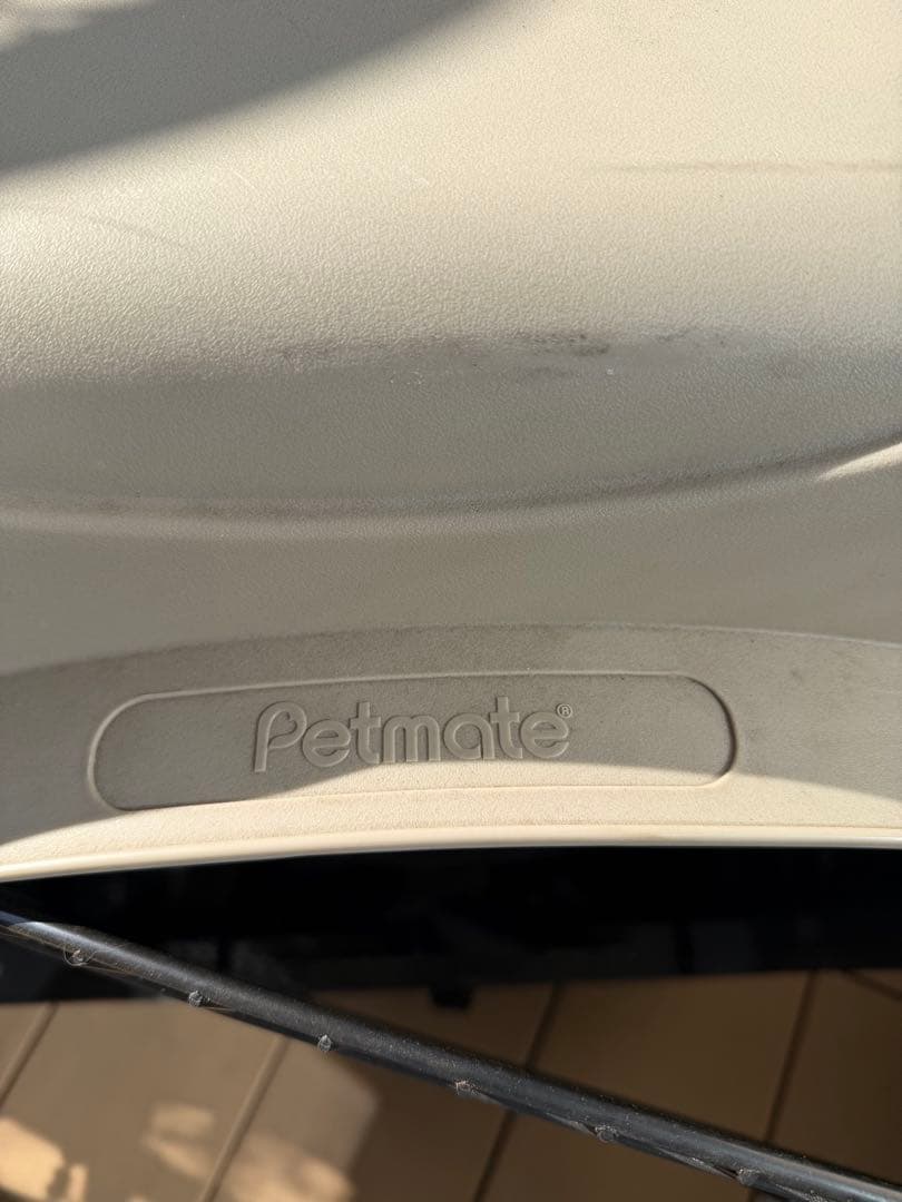 Petmate XL 犬用ケージ ベージュ/黒