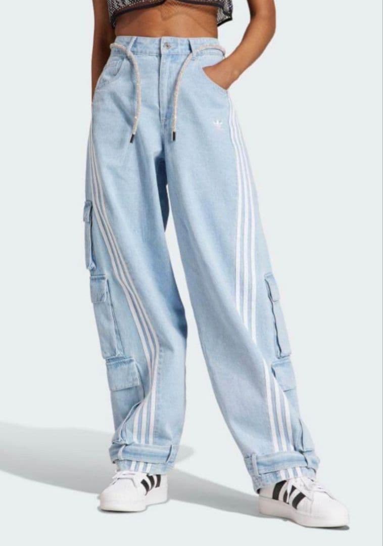 美品 adidas デニム カーゴパンツ ベルト付き　24