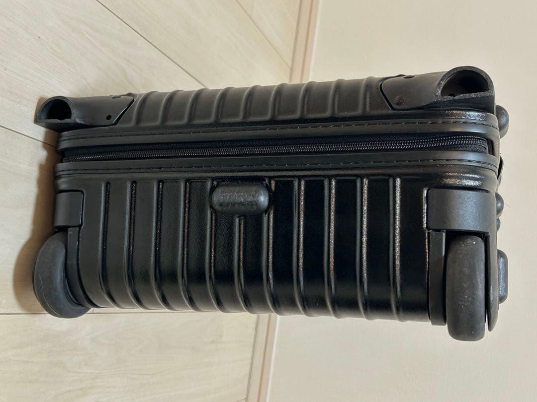 リモワ RIMOWA サルサ 35L マルチブラック 2輪 機内持ち込み対応