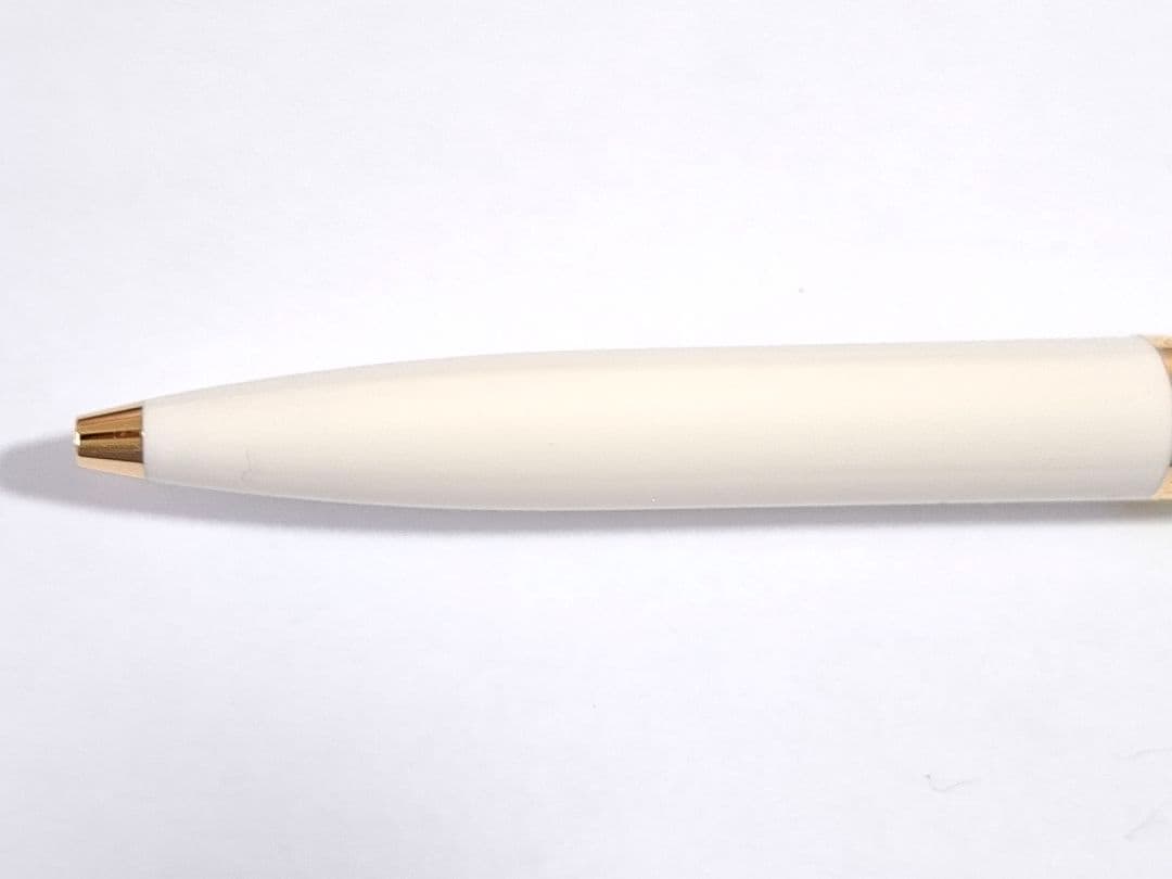 未使用　限定400本　PELICAN　ボールペン　K200　パステルグリーン