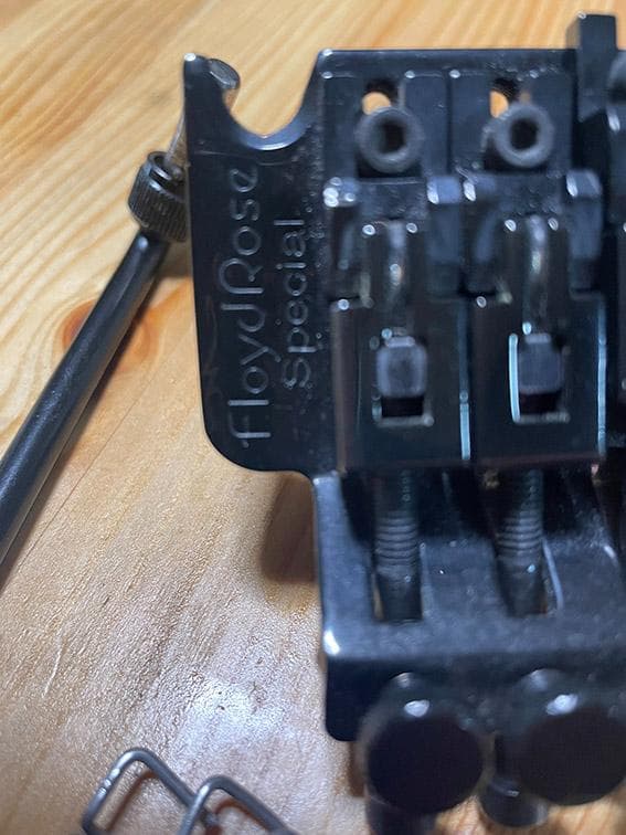 フロイドローズ・スペシャル / 中古/スタッド無し / ブロック 32mm