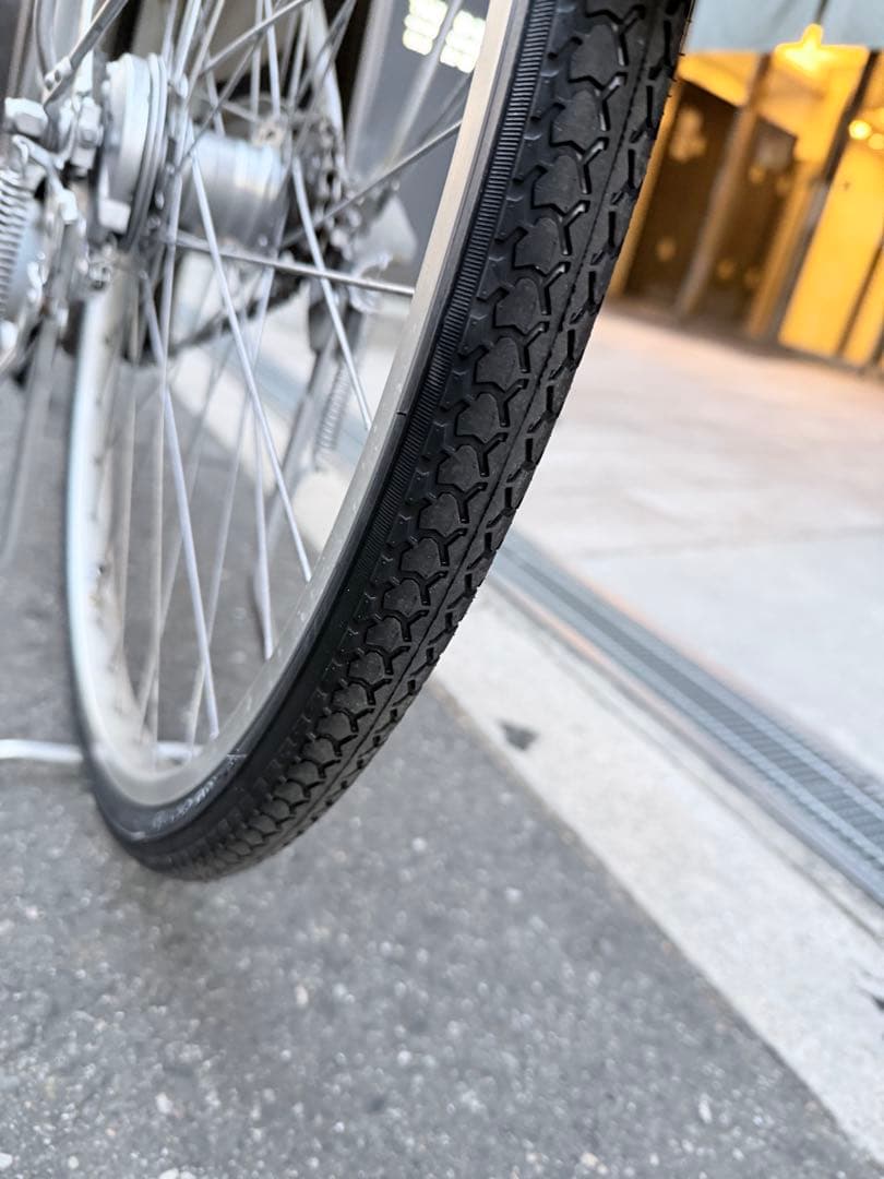 大阪府　パナソニック　 電動アシスト自転車 シルバー 26インチ