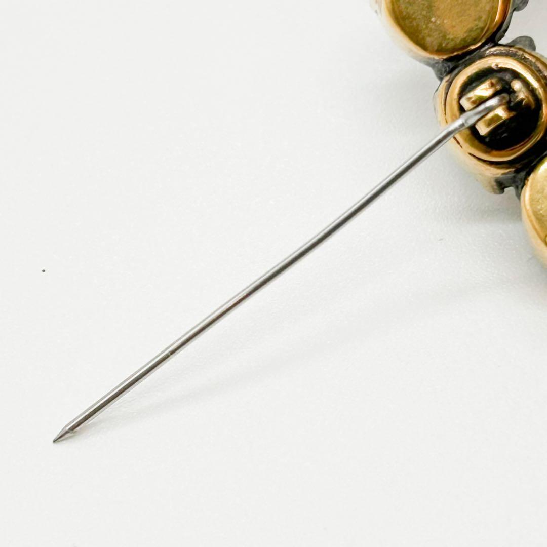 GUCCI　グッチ　ブローチ　ダブルG　クリスタル　ラインストーン　メタル　GG