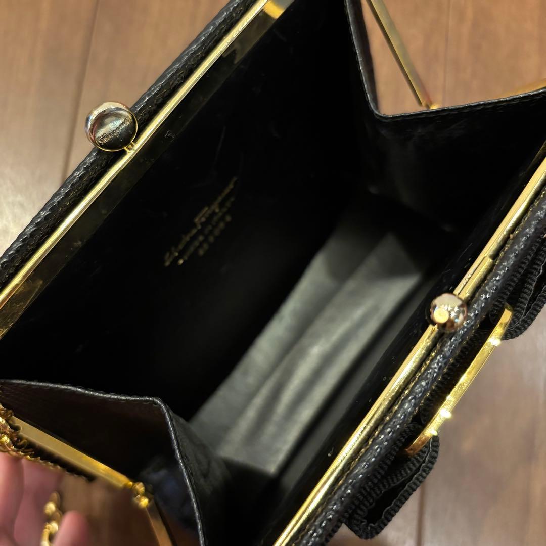 Salvatore Ferragamo フェラガモ バッグ チェーン　ショルダー